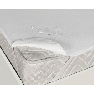 Nepropustný hygienický chránič matrace s gumami v rozích do postýlky Rozměr: 70 x 140